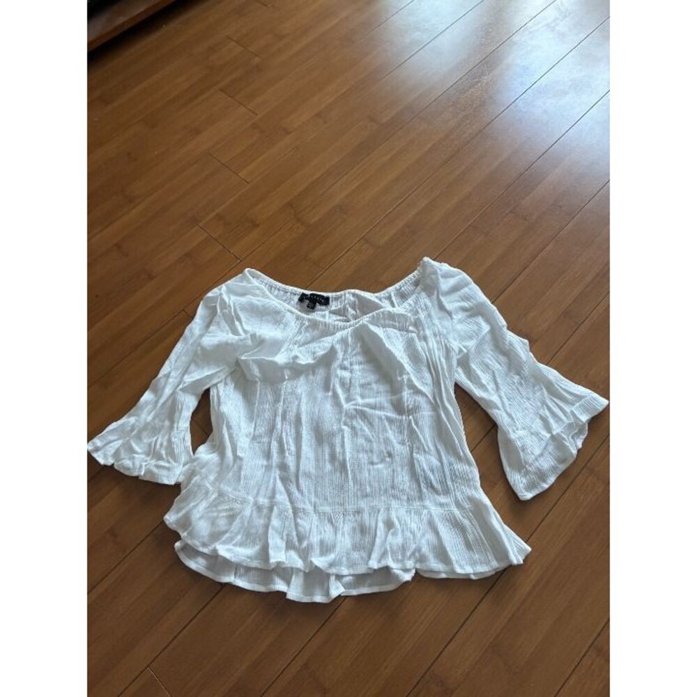 Sanctuary Flowy White Peplum Top Small